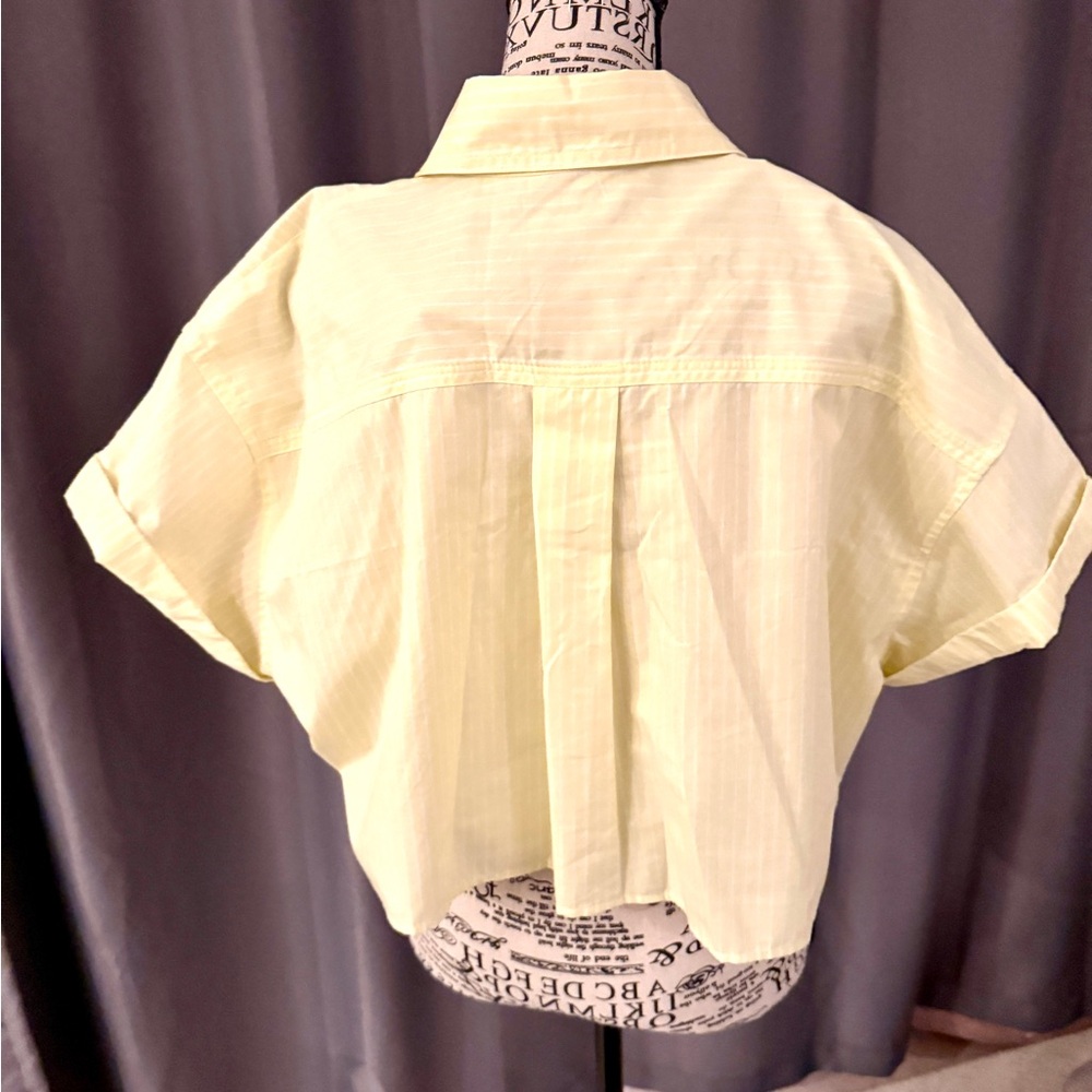 Zara Oversized Cropped Yellow Short-Sleeve Button-Up Top - Picture 3 of 3